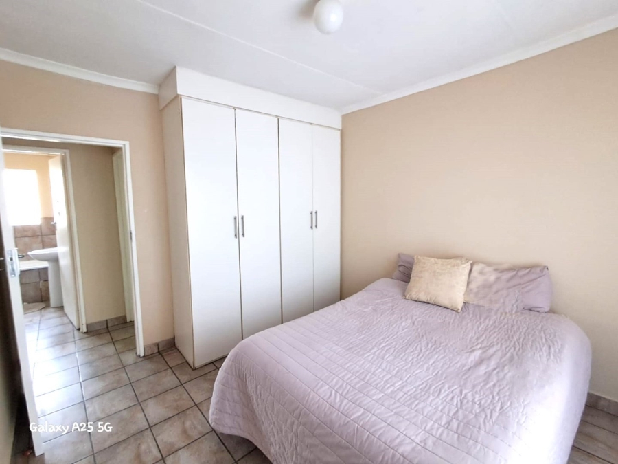 2 Bedroom Property for Sale in Vaalpark Free State
